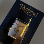 Collar Flor de Rapunzel